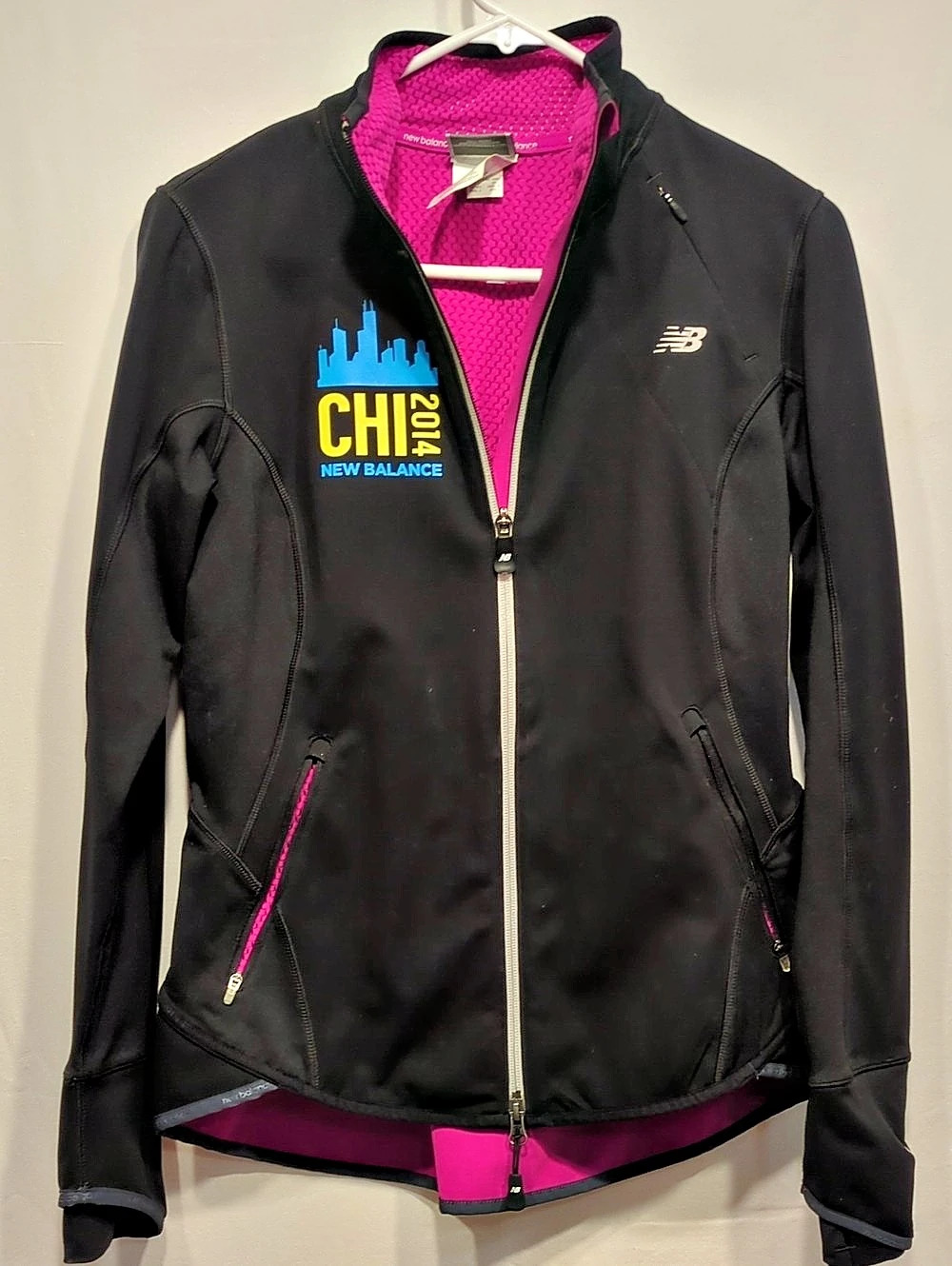 New Balance Chicago Marathon 2014 Jacket Black & Pink Medium